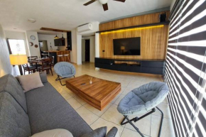 *PAROTA CONDO * NEAR TO THE DOWNTOWN AND MARINA *